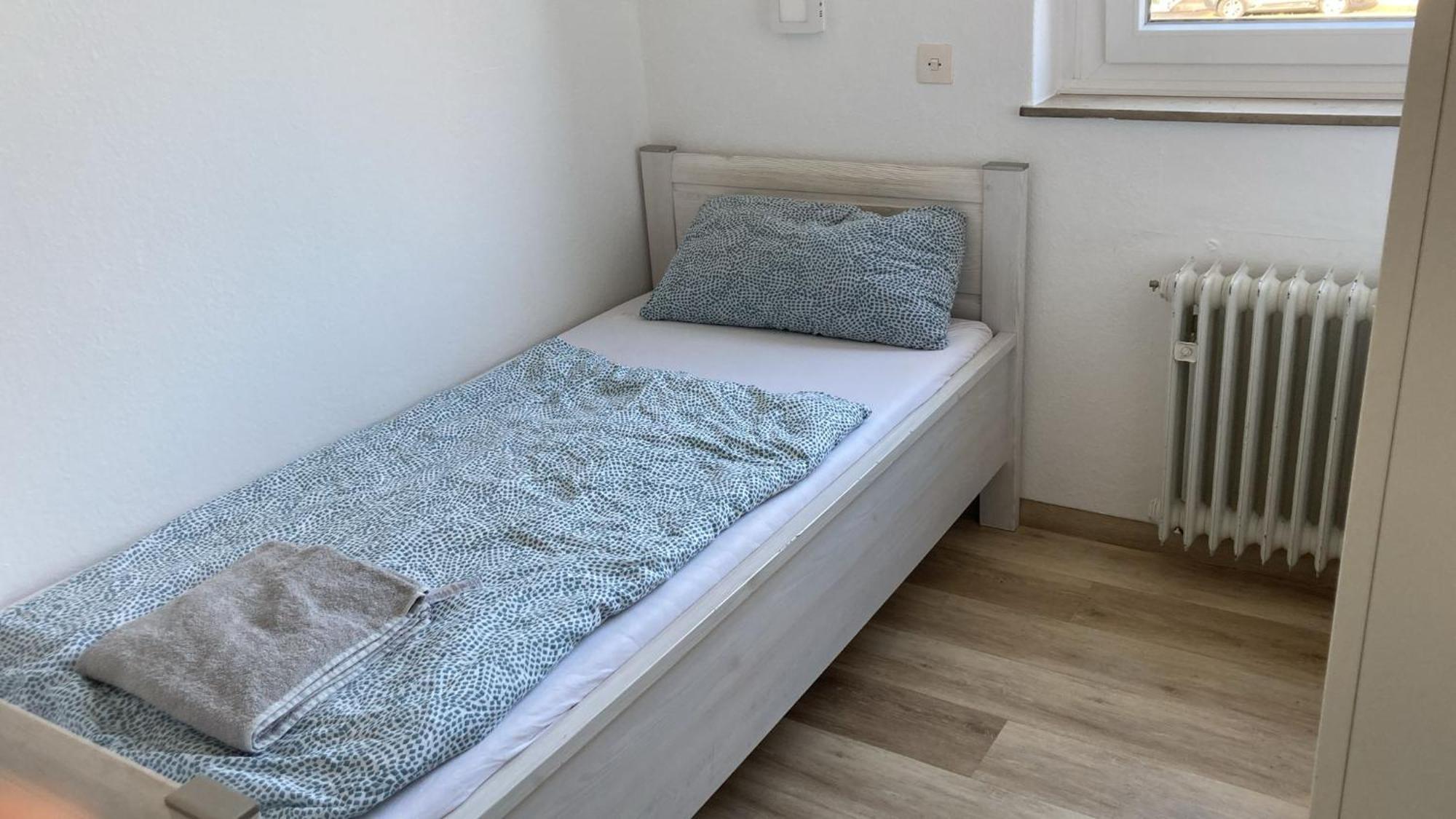 Pension Highway 3 Билефельд Экстерьер фото