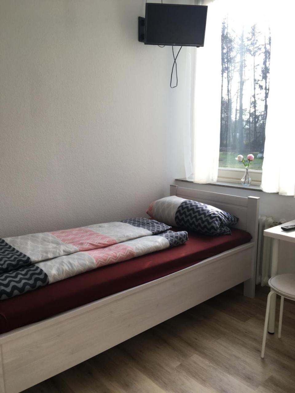 Pension Highway 3 Билефельд Экстерьер фото